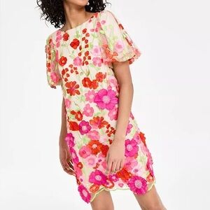 Eliza J
Women's Embroidered Floral Puff-Sleeve Shift Dress